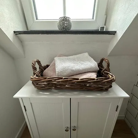 Stilvolles Gaestezimmer Mit Bad In Mechernich-zentrum Habitación en casa particular