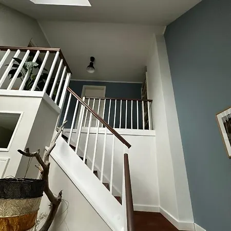 Проживание в семье Stilvolles Gaestezimmer Mit Bad In Mechernich-zentrum Мехерних