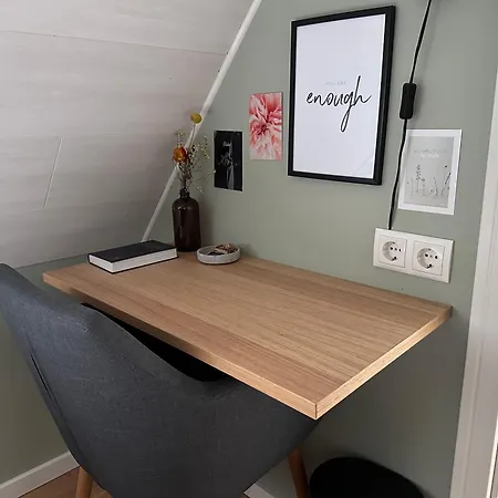 Stilvolles Gaestezimmer Mit Bad In Mechernich-zentrum Проживание в семье