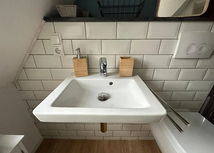 Stilvolles Gaestezimmer Mit Bad In Mechernich-zentrum Quarto em Acomodações Particulares *