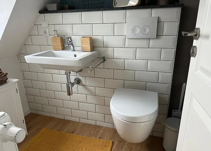 Stilvolles Gaestezimmer Mit Bad In Mechernich-zentrum